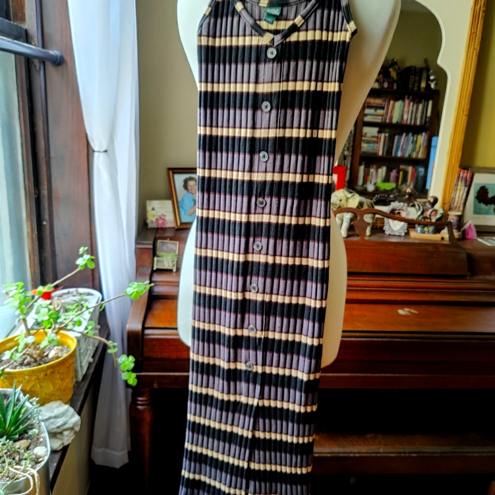 90s style striped accordion stretch body con dress